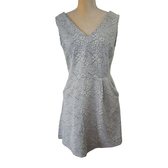 Anthropologie Tabithia Teahouse Sleeveless Textured Floral Pattern Dress Size 10 - Picture 3 of 7